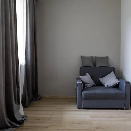 Апартаменти Close- Central - Old Town - Comfortable And Cozy - W3
