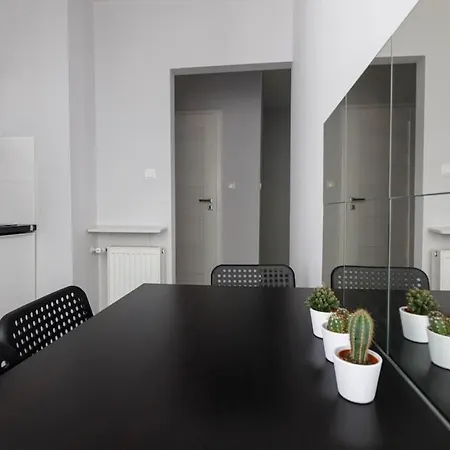 Close- Central - Old Town - Comfortable And Cozy - W3 *